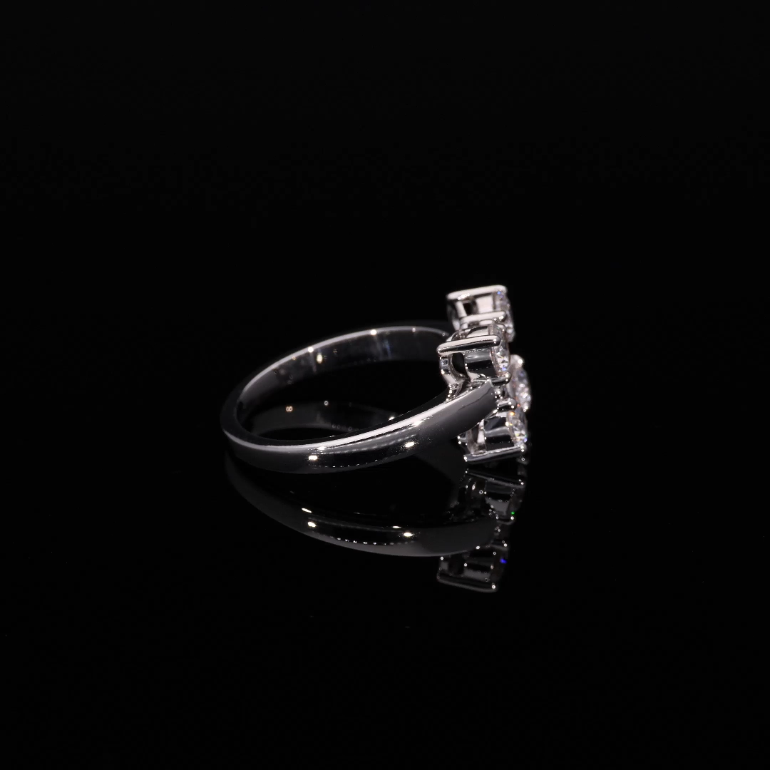 Minimalistic Lab Grown Diamond Ring for Her